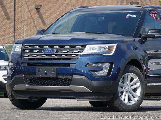 Ford Explorer 2017 photo 1